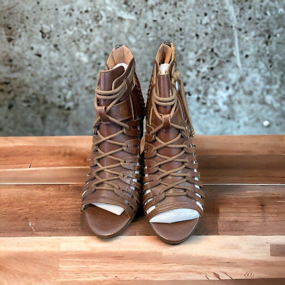Not Rated Cupertine Tan‎ Wedge Pump Sandals size 7